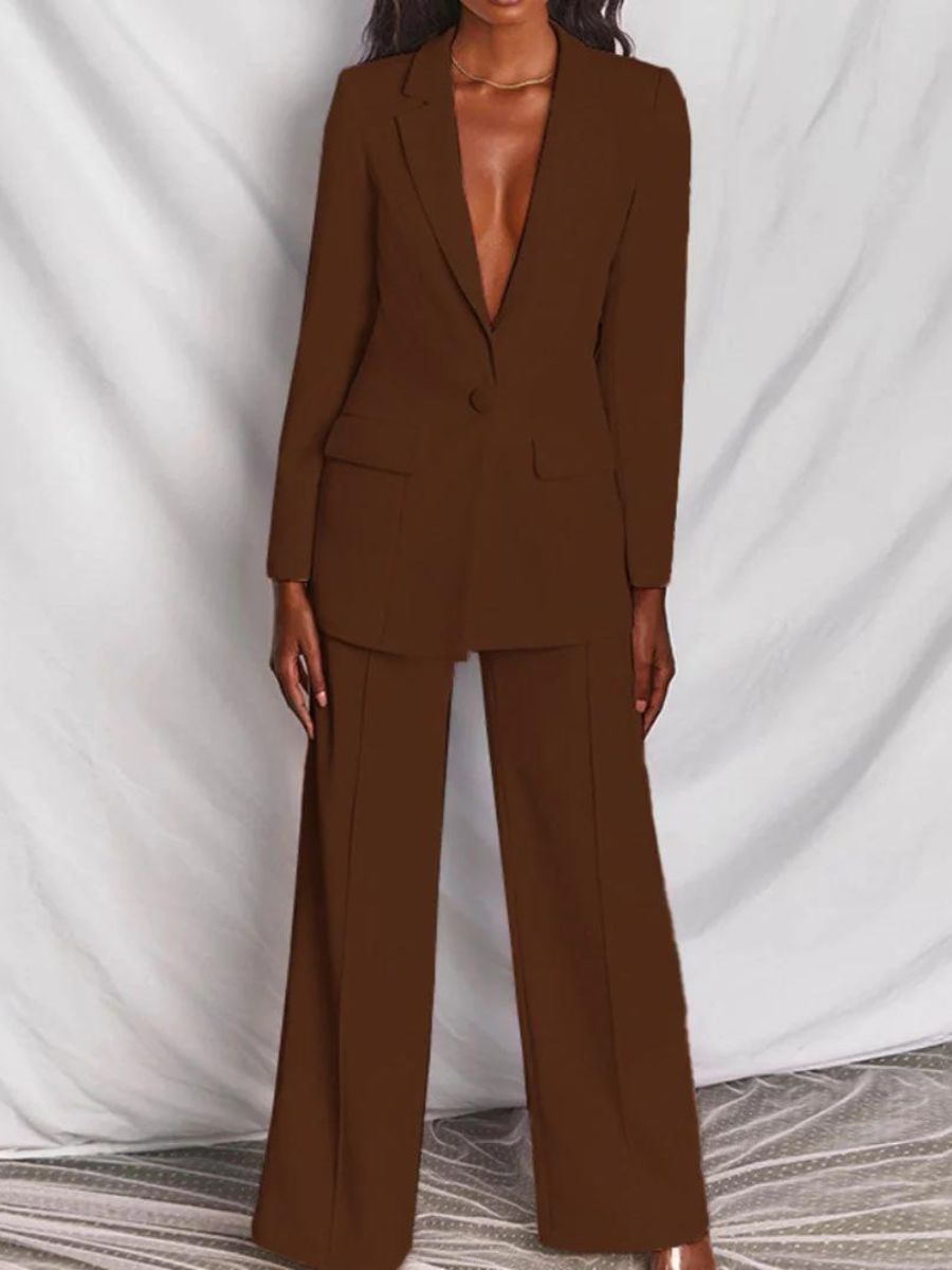 Elegantní dámský kostým - Klasický design