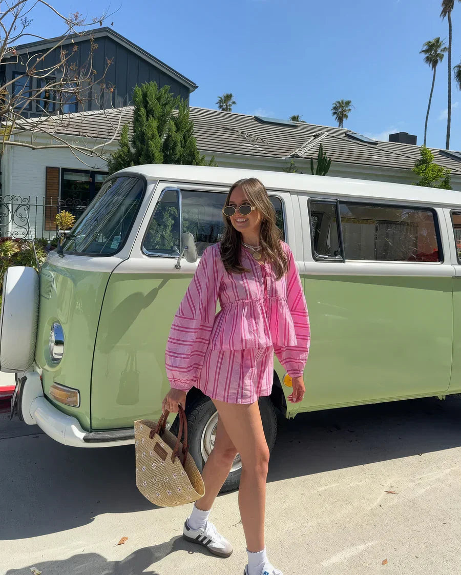 Dámský Dvoudílný Set - Pruhovaná Volná Košile a Šortky s Elastickým Pasem