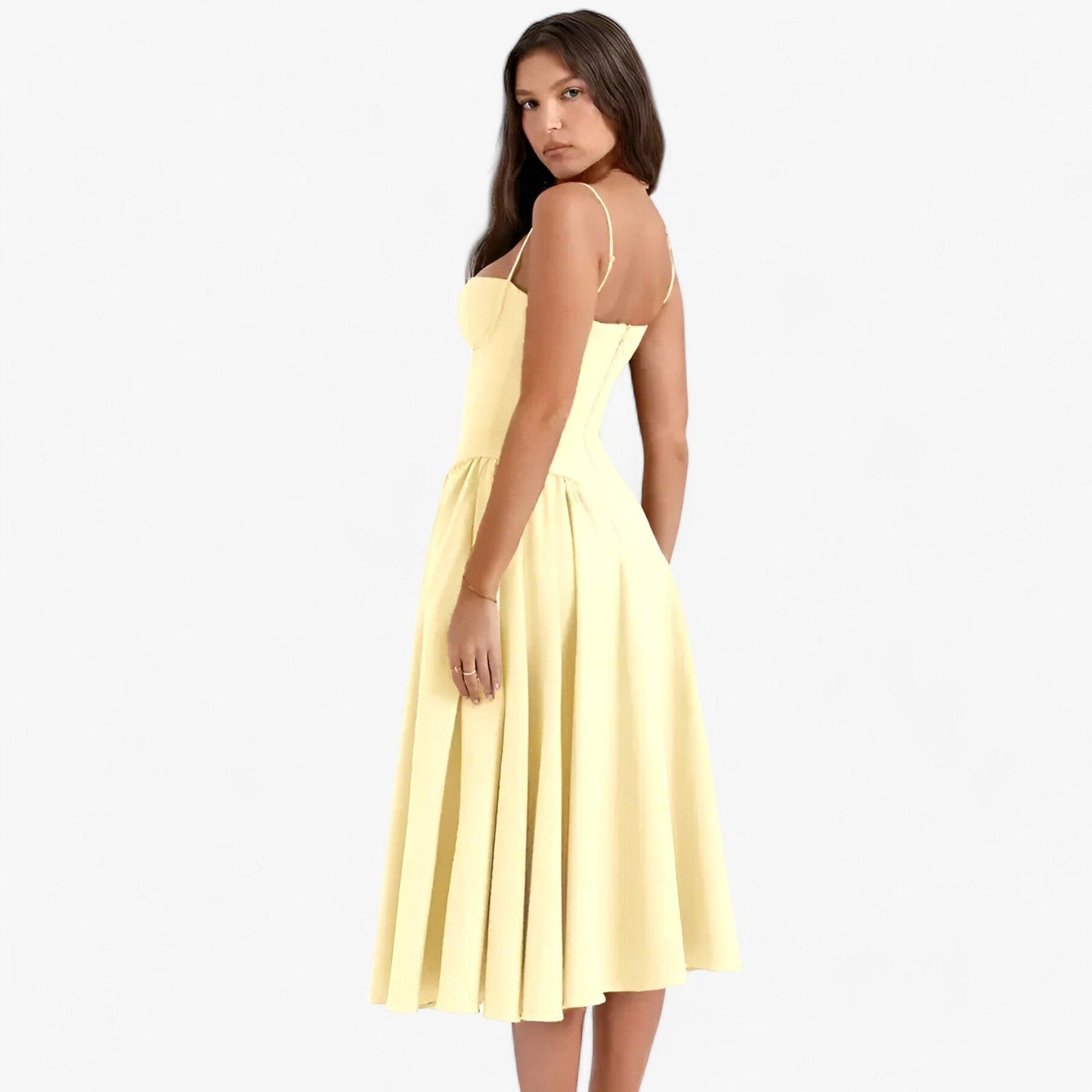 Korzetové šaty - Elegantní nadčasovost